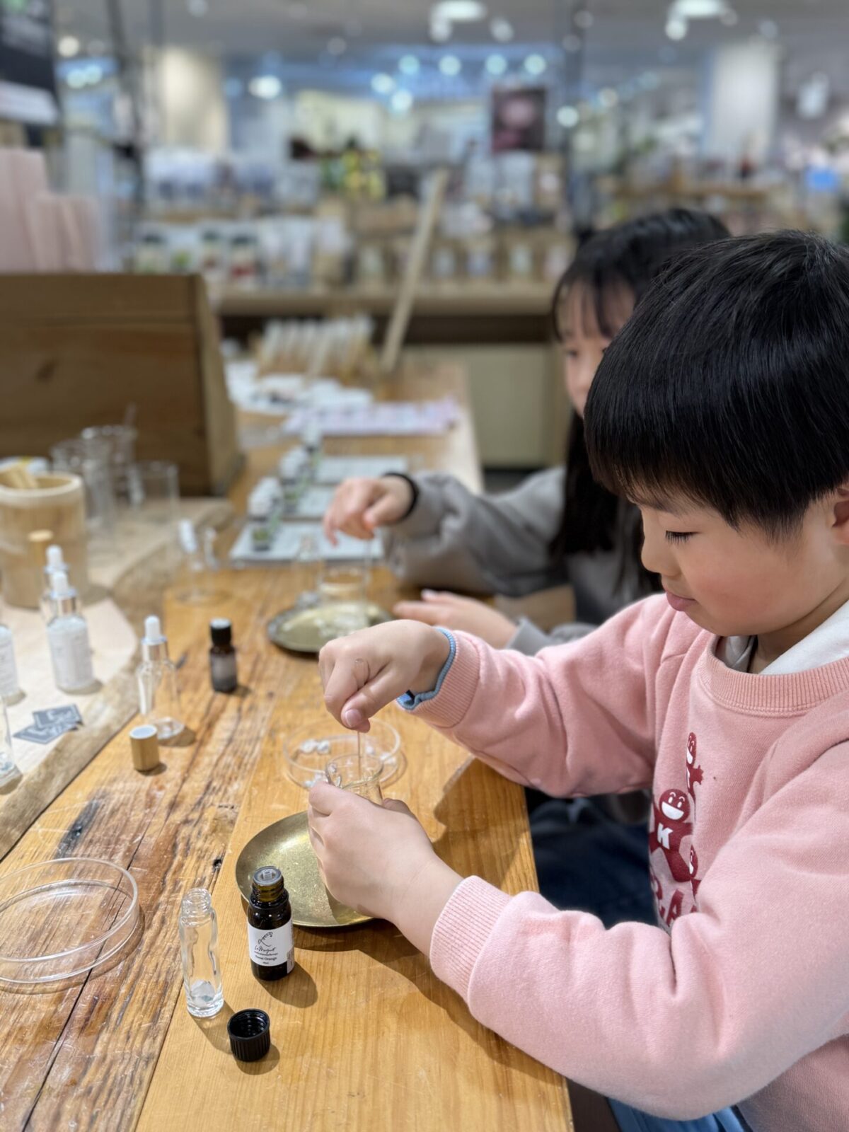 森の香り診療所〜あなただけのアロマを調香しよう〜